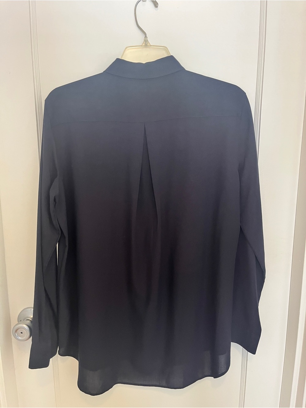 Never worn- UNIQLO Women’s Navy Blouse - Picture 3 of 5